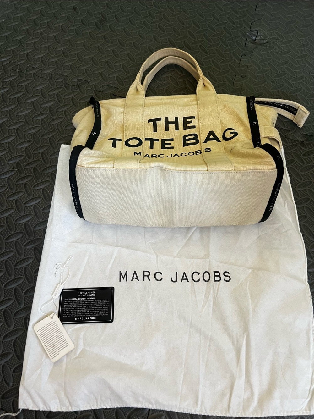 Marc Jacobs Cream Canvas Tote Bag | Black Logo | Minimalist Y2K - Picture 14 of 16